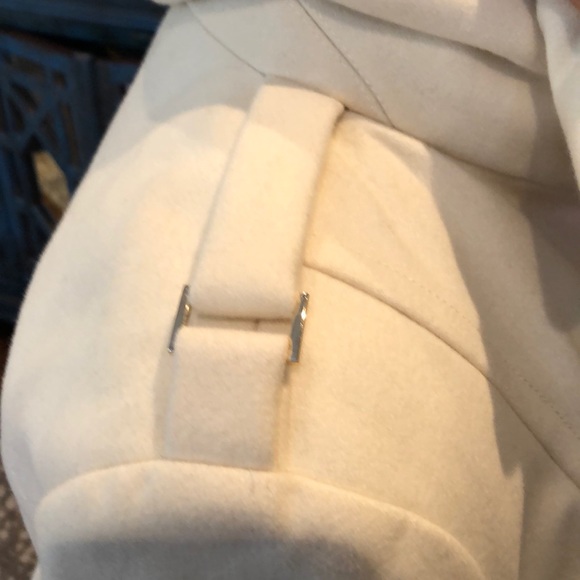 Tan jacket - Picture 4 of 6